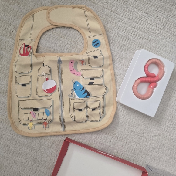 Fred Chill Baby Boutique Spill Bib Teether Set Tan Fishing Shower Gift Boy Girl - Picture 2 of 6